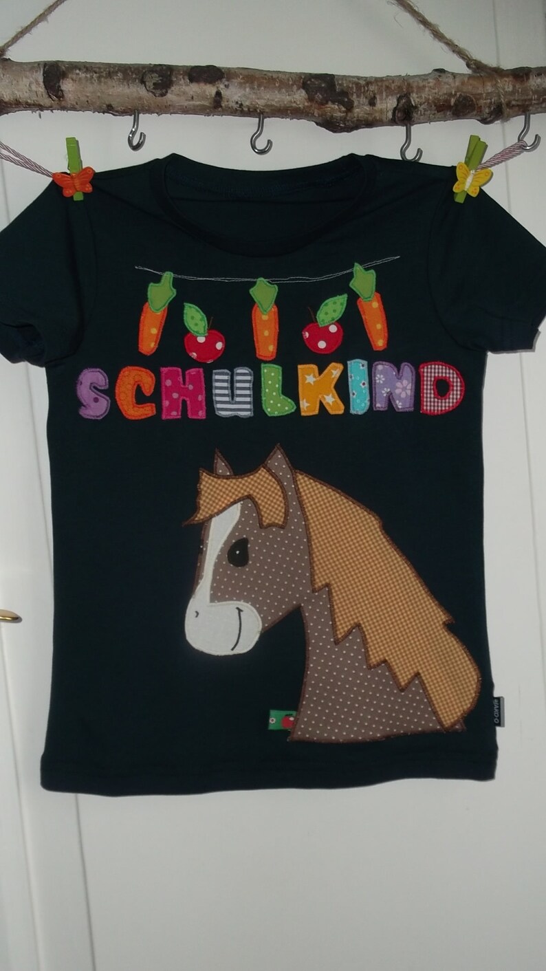 Shirt Einschulung Schulkind Pferde Einhorn Geburtstag benäht Bild 1