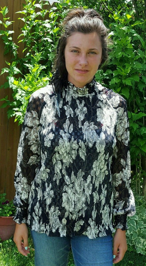 1980s Floral Top Vintage Turtleneck Blouse