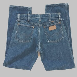 Vintage Wrangler Women's Jeans | High-Rise Straight Leg Denim | 90s Western Style 29x30 USA image 9