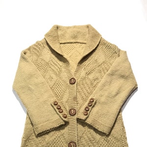 Vintage Knitted Sweater//Beige//Buttoned//1980s