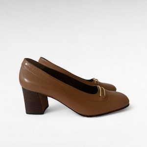 Vintage Brown Woman's Pumps/ Leather Pumps/ EU 37/ Boutique Andolšek/ Made in Slovenia/ 1990's/