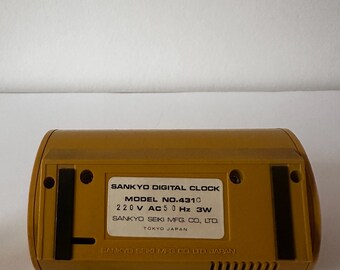 Vintage Mustard Flip Style Clock Sankyo Joy-clo/ Mid-century