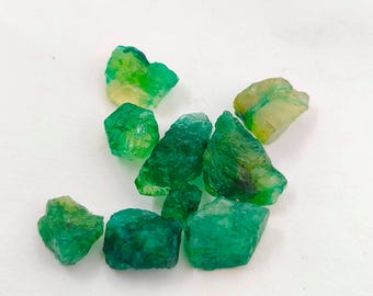 Colombian Green Emerald Rough Gemstone Lot: 24 Cts, 10 Pcs