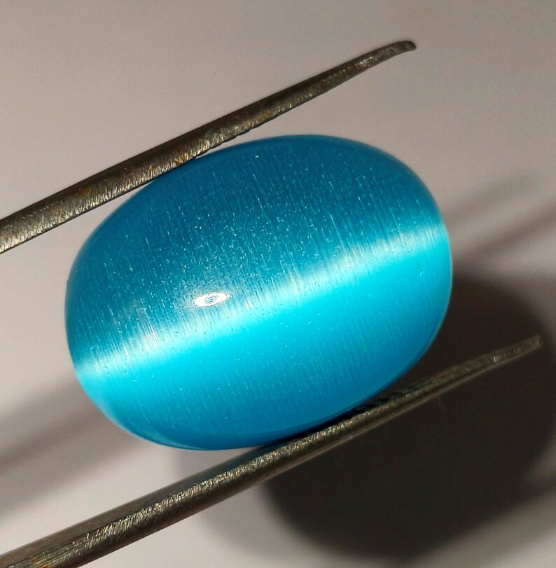 Natural Lankan Cats Eye Sky Blue Oval Cabochon Loose Gemstone Cats Eye ...