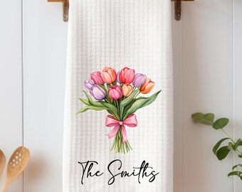 Personalized Tulips Kitchen Towel, Custom Family Name Dish Towel, Spring Floral Pink Yellow Red, Housewarming Gift, Easter Kitchen Decor