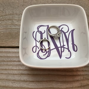 Monogrammed Jewelry Dish, Jewelry Dish, Wedding Gifts Personalized, Gifts for Bridesmaids, Rehearsal Dinner, Wedding Party Gifts, Wedding immagine 1