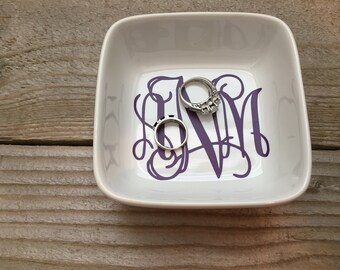 Monogrammed Jewelry Dish, Jewelry Dish, Wedding Gifts Personalized, Gifts for Bridesmaids, Rehearsal Dinner, Wedding Party Gifts, Wedding