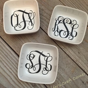 Monogrammed Jewelry Dish, Jewelry Dish, Wedding Gifts Personalized, Gifts for Bridesmaids, Rehearsal Dinner, Wedding Party Gifts, Wedding immagine 8