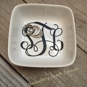 Monogrammed Jewelry Dish, Jewelry Dish, Wedding Gifts Personalized, Gifts for Bridesmaids, Rehearsal Dinner, Wedding Party Gifts, Wedding immagine 10