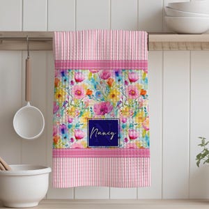 Personalized Spring Dish Tea Towel, Pink Floral Pot Holder Set, Custom Kitchen Decor, New Home Gift, Birthday Gift Friend, Nonslip Oven Mitt
