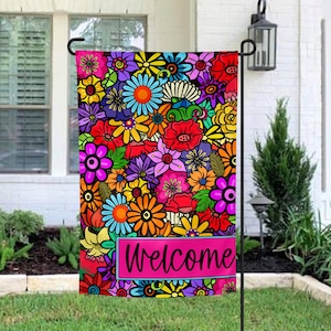 Personalized Summer Garden Flag, Last Name Welcome Flag, Bright Spring Yard Decor, Outdoor Porch Decor, House Warming Gift, Closing Gift