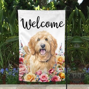 Golden Doodle Welcome Flag, Goldendoodle Lover, Goldendoodle Mom Gift, Spring Garden Flag, Spring Patio Decor, Housewarming Gift Bild 2