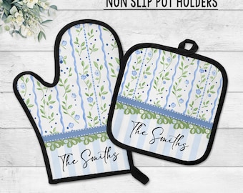 Personalized Blue Green Kitchen Pot Holder & Oven Mitt Set: Floral Farmhouse Kitchen Decor