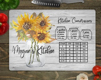 Sunflower Cutting Board, Last Name Personalized Kitchen Decor, Birthday Gift Her, Couple Gift, New Home Gifts, Sunflower Kitchen Decor