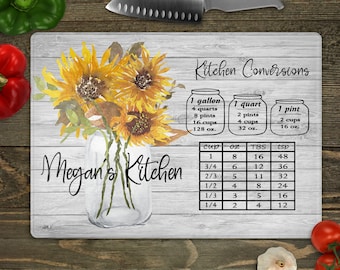 Personalized Sunflower Decor, Decorative Cutting Board, Mom Gift Ideas, Sister Birthday Gift, Mom from Kids, Gift for Daughter, Home Gifts