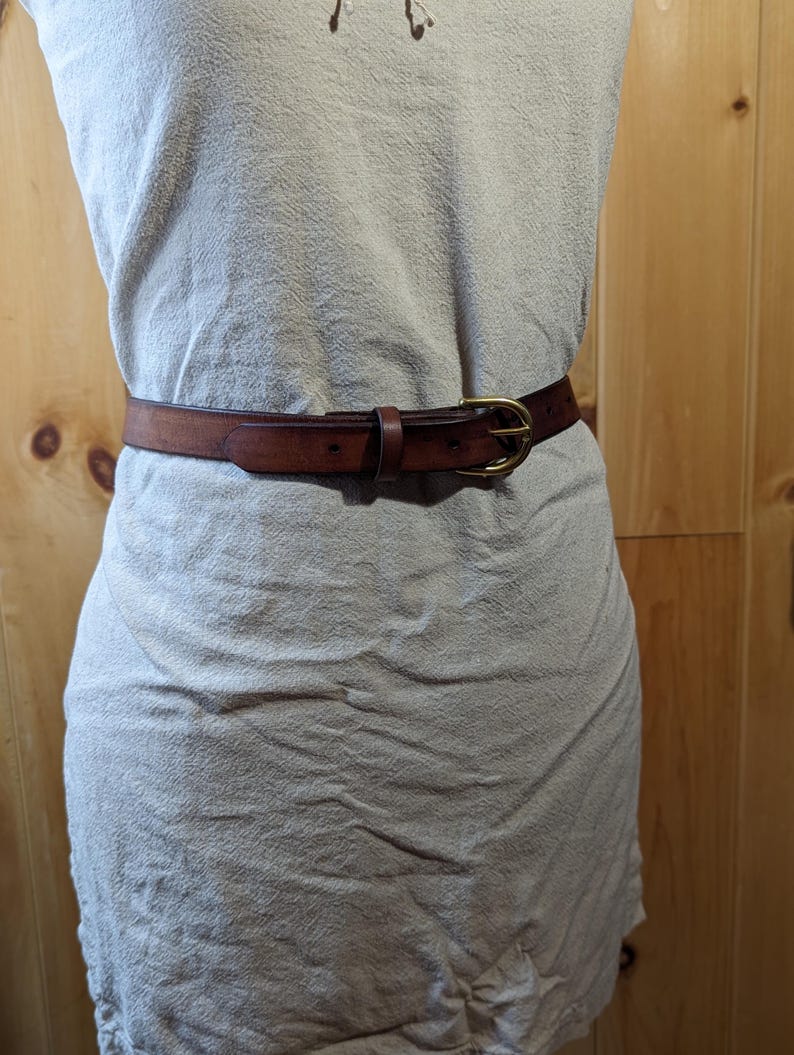 Handmade Full Grain, Cow Leather Belt: Customizable Buckle & Length, USA Made, 1" Wide Bild 5