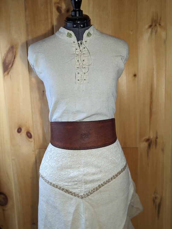 Slim Leather Waist Cinch / Corset Belt (Customizable With Your Choice of Leather And Metal Color)