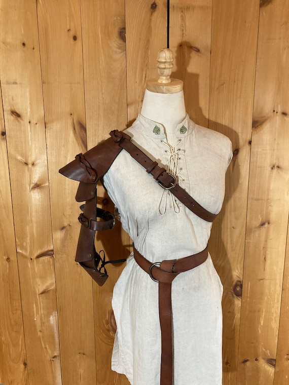 Women's Braided Upper Arm To Elbow Leather Pauldron/Shoulder Armor (Customize Your Armor With Multiple Leather & Metal Color Options)