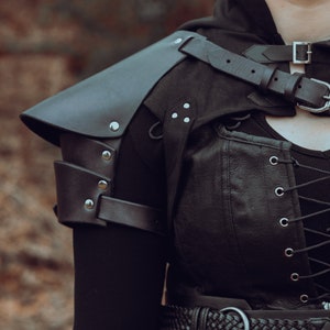Women's Leather Pauldron/Shoulder Armor (Customize Your Armor With Multiple Leather & Metal Color Options)