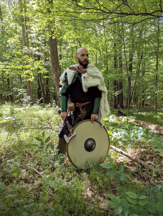 Reindeer Fur Cloak/Viking Cape (Customizable Front Buckle and Leather Color Options)