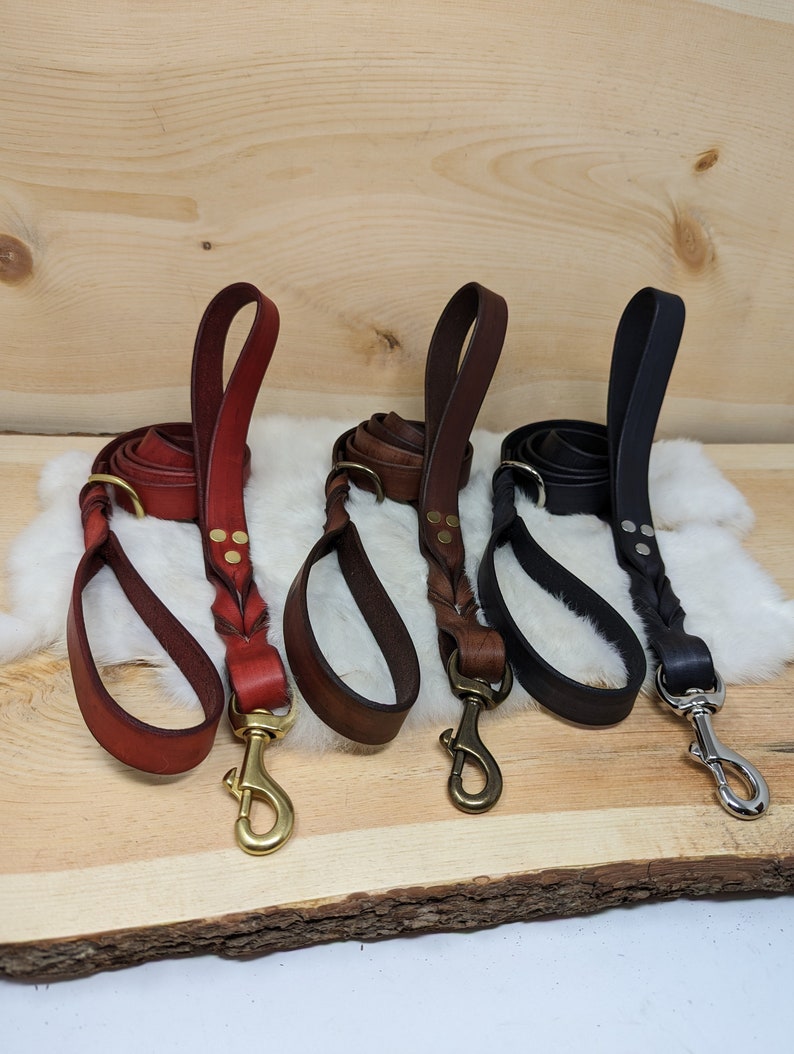 Personalized Two Handled Leather Dog Leash With Optional Name Etsy