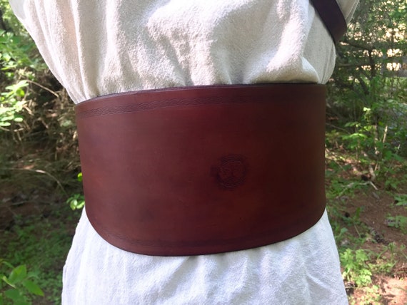Leather Waist Cinch / Corset Belt / Obi Belt (Customizable With Your Choice of Leather And Metal Color)