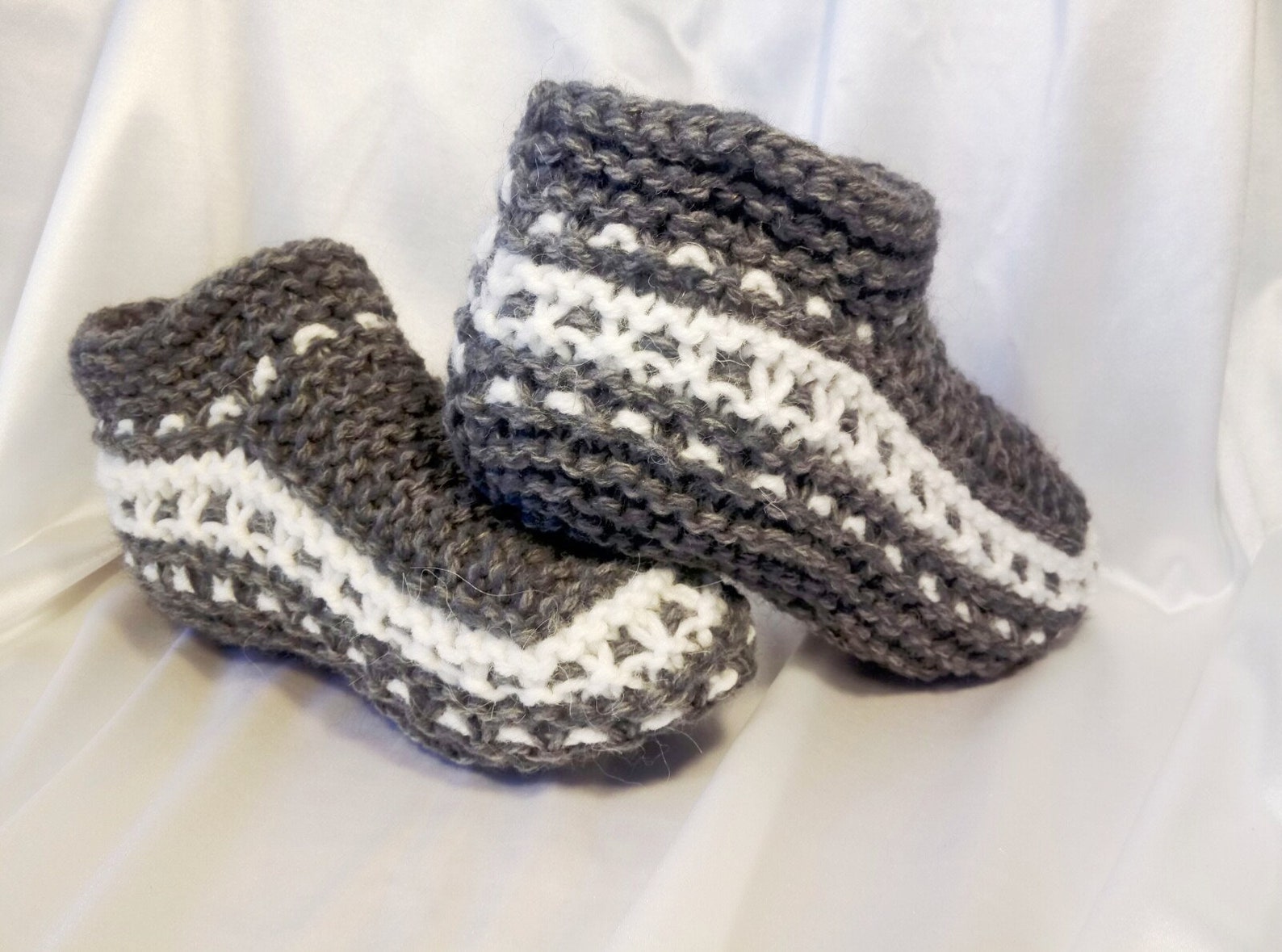 Des pantoufles en laine. Chaussettes pantoufles tricotées. Etsy France Des pantoufles en laine. Chaussettes pantoufles tricotées. Etsy France