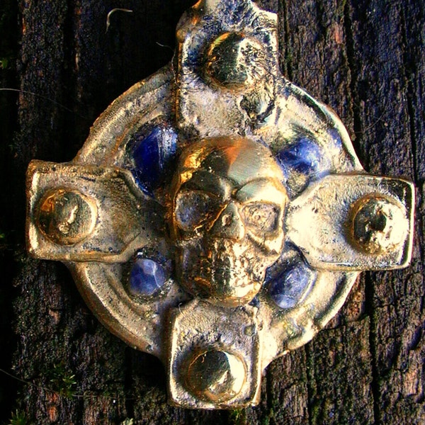 Croix celte tête de mort pendentif laiton