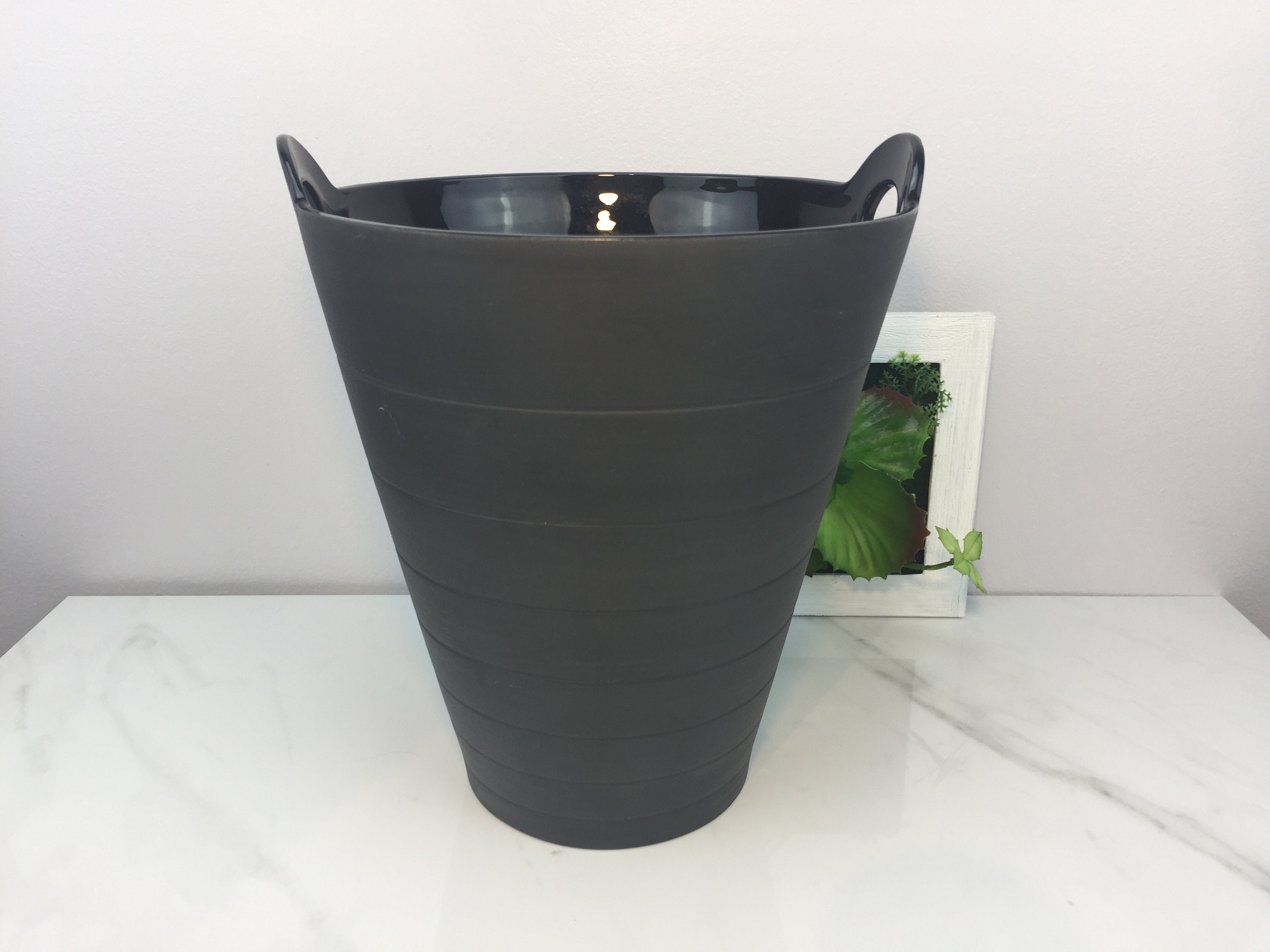 1999 Nick Munro  ジャスパー 花瓶 1999 Wedgwood Nick Munro Jasper Collection Black Jasperware Ice