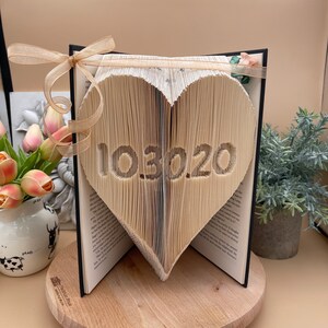 Deluxe Karte zum Jahrestag, Jubiläumsgeschenk für Ihn, Karte für Ihn, romantische Geschenke für Sie, Karte in Herzform, Origami Papier, gefaltete Buchkunst