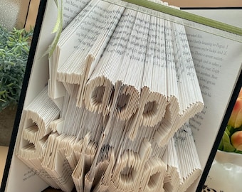 Feliz cumpleaños, escultura de libro, regalo de fiesta, arte con libros alterados