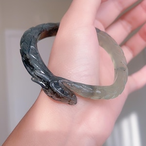 Dragon Carved Bangle 54.5mm | Serpentine Jade Bangle
