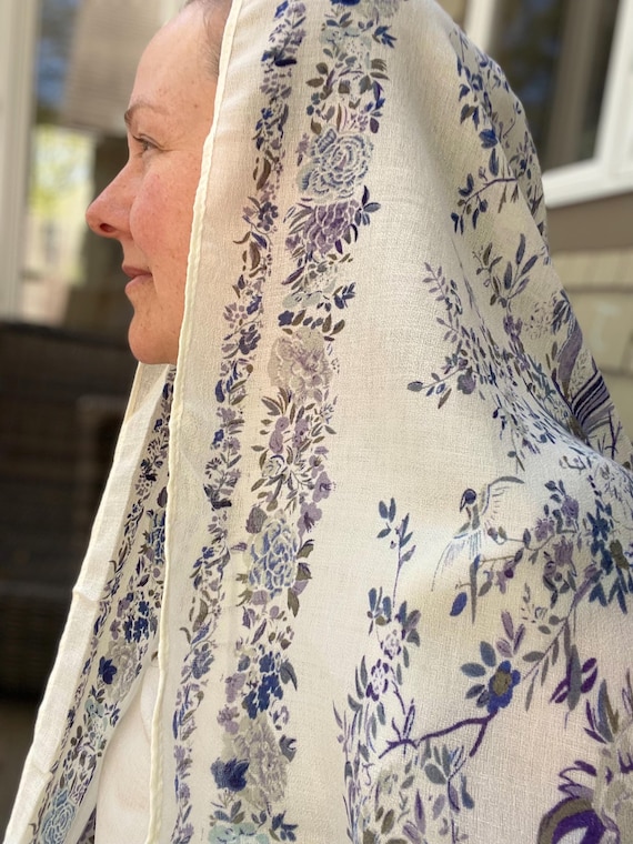 Viscose Orthodox Head Covering | Floral Border Trees and Birds in Blue / White | Breathable Soft Summer Scarf: Lightweight Shawl Blue Willow