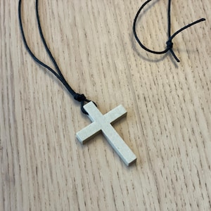 Simple Wood Cross Necklace Light wood
