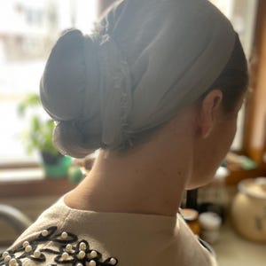 Orthodox Head Covering, Soft Gauze Crinkle Scarf: Lightweight Crinkle Neck Tie, Shawl (35”x35”) afbeelding 4