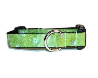 Hashtag Green Batik dog collar,dog collar,boy dog collar,green dog collar,girl dog collar,fun dog collar,handmade dog collar,dog decor,dogs