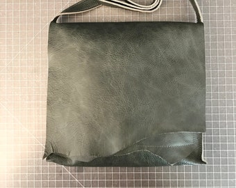 Leather Crossbody Bag , Distressed Grey Leather Shoulder Bag, Women's Leather Purse, Leather Shoulder Bag, Handmade Leather Purse