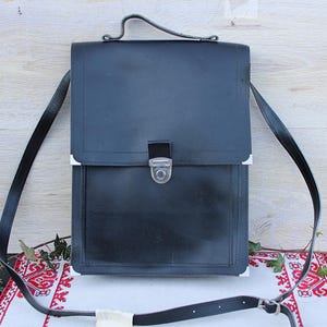 Bolso bandolera o de hombro de charol vintage para hombre de los años 80, monedero de cuero negro auténtico, bolso con correa de cuero original, bolso tipo mensajero