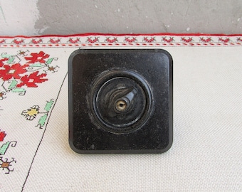 Interruptor de luz de baquelita vintage: interruptor de pared eléctrico de la década de 1940