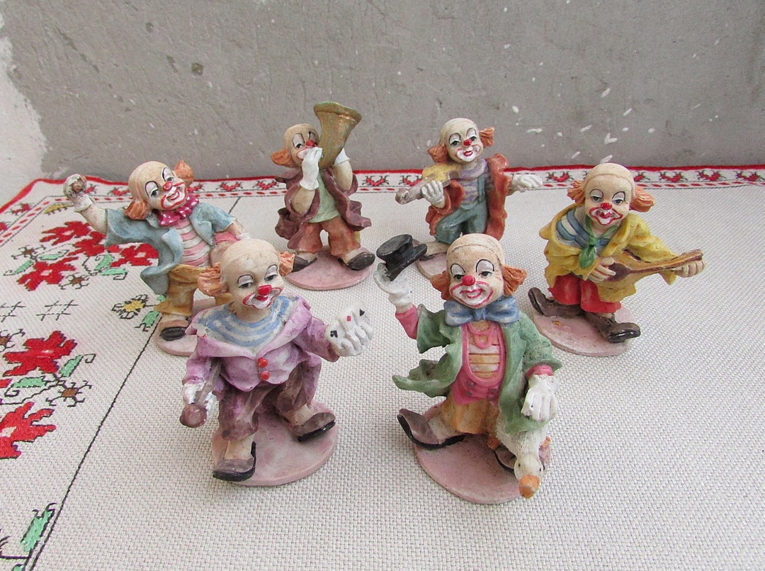 Vintage Small Ceramic Clowns Figurines, 6 Small Musicians Clowns