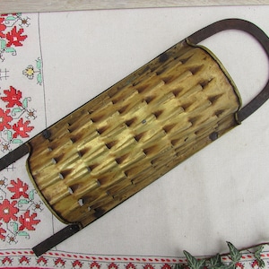 Antique Rustic Metal Grater, Kitchen Grater, Primitive Shredder, Cheese Shredder, Antique Tin Grater,Old Manual Grater, Vintage Metal Grater