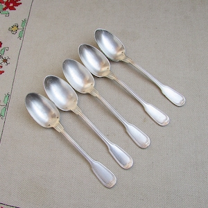 Vintage Set of 5 Silver-Plated Teaspoons ‘40s, Metal Serving Small Spoons, Dessert Tea Spoons, Collectible Spoons Mid Century, Housewarming