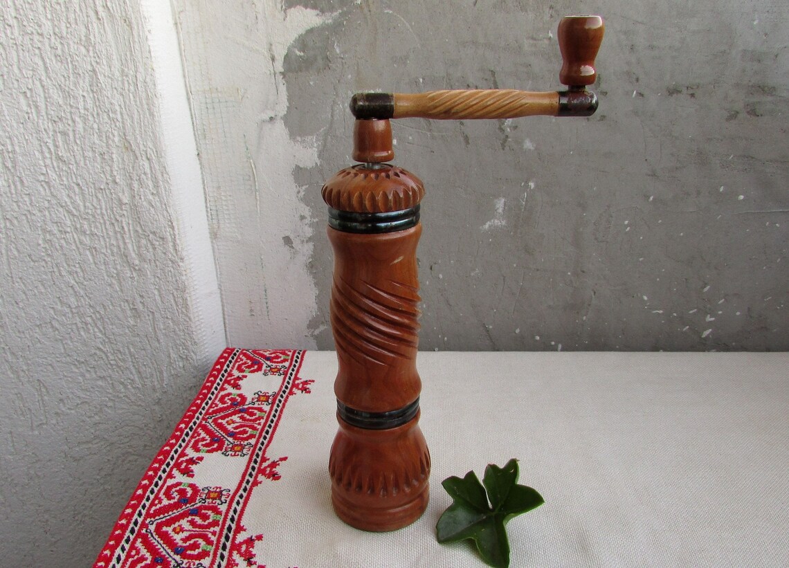 Vintage Wooden Pepper Mill Wooden Pepper Grinder Vintage Etsy