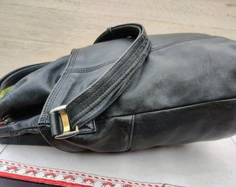 Sac Bandoulière Vintage En Cuir Noir Picard - Véritable Pièce Des Années 70 - Occasion, Livraison Offerte