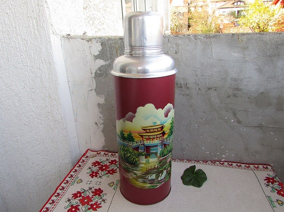 Vintage Aluminum Thermos golden Dragon Made in China, Old Travel Thermos  for Cold and Hot Drinks, Coffee Tea Thermos, Camping Equipment 