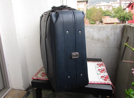 Vintage Leather Suitcase 1980s, Large Blue Faux L… - image 7