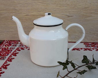 Vintage White Enamel Teapot: 60s Kitchen Decor