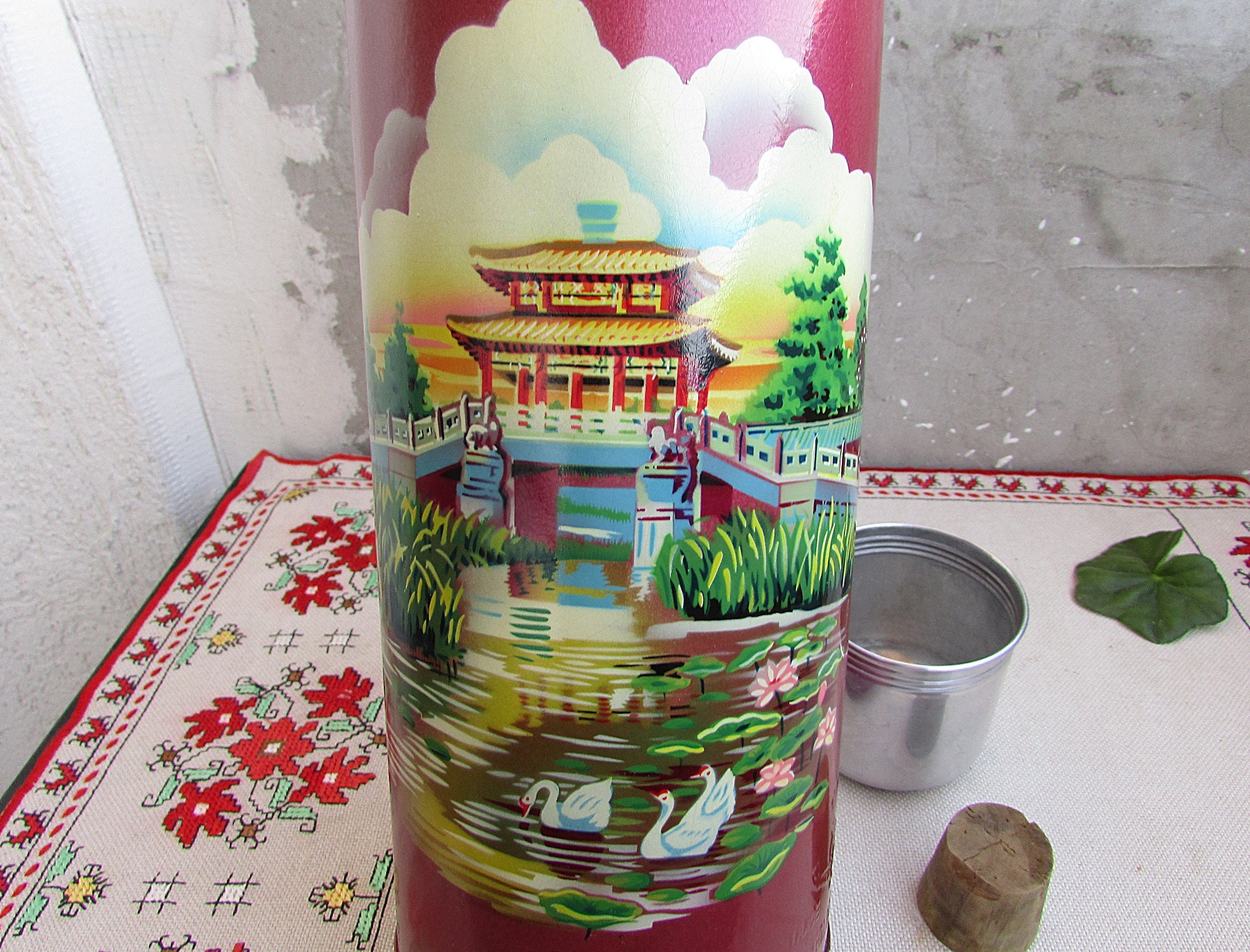 Vintage Aluminum Thermos golden Dragon Made in China, Old Travel Thermos  for Cold and Hot Drinks, Coffee Tea Thermos, Camping Equipment 