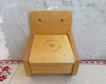 Caja de madera para pared hecha a mano de los años 60, almacenamiento vintage para recuerdos