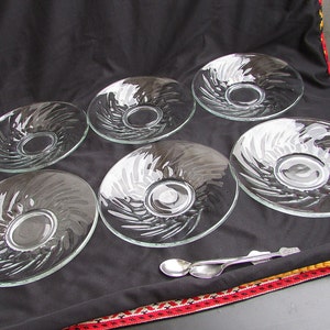 Set of 6 Vintage Glass Plates, Vintage Dessert Bread or Salad Dishes Plates, Clear Pressed Glass Coasters, Small Round Dish, Sauce Serving
